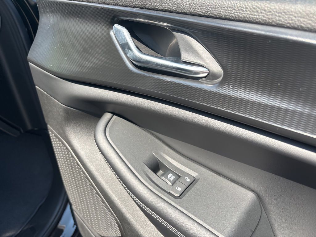 Thumbnail: 2025 Jeep Grand Cherokee L - 36