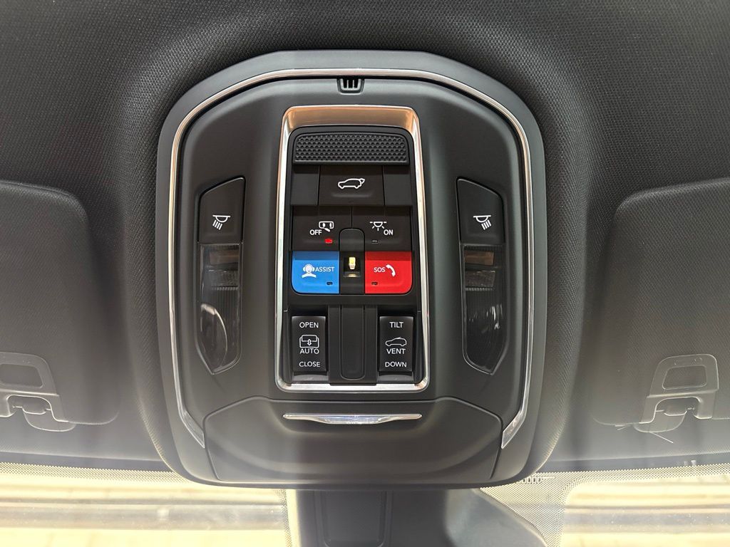 Thumbnail: 2026 Jeep Grand Cherokee L - 29
