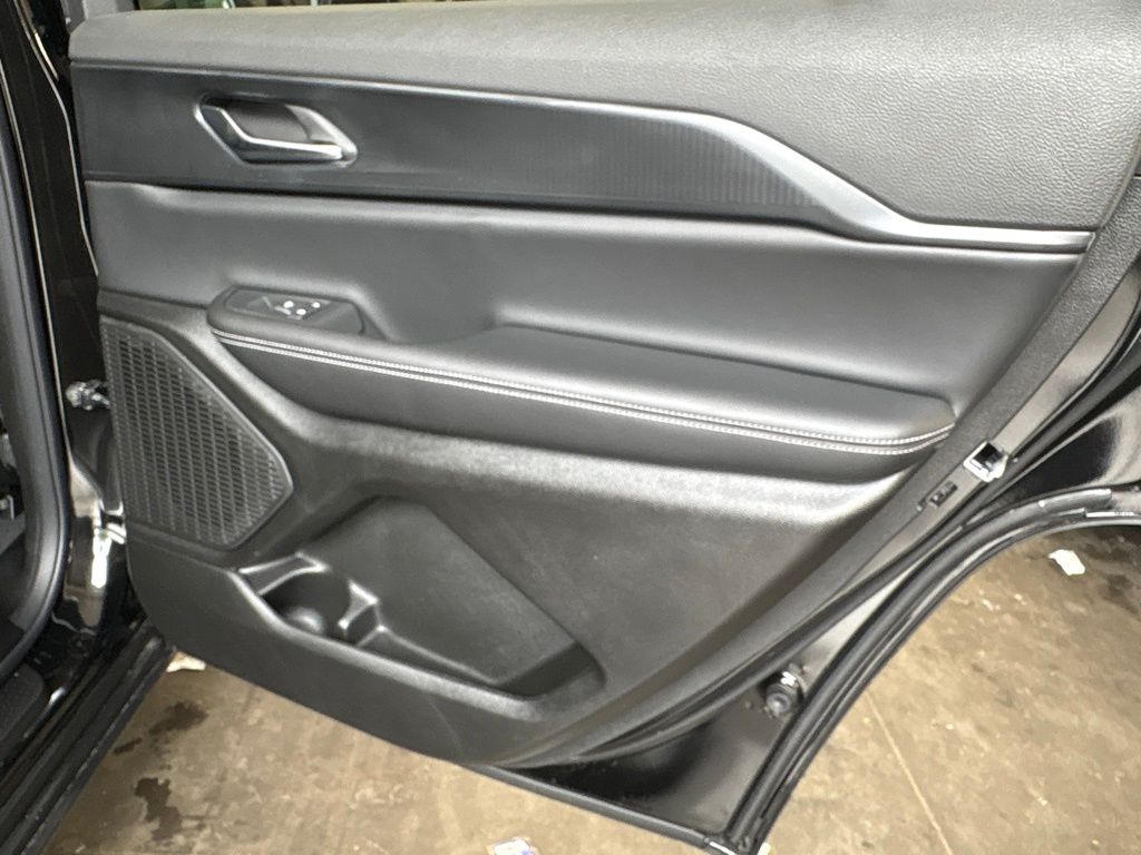 Thumbnail: 2026 Jeep Grand Cherokee L - 39