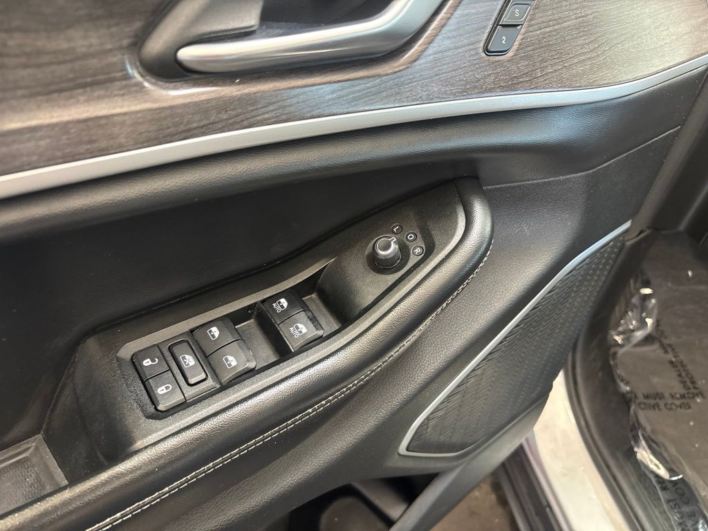 Thumbnail: 2021 Jeep Grand Cherokee L - 21