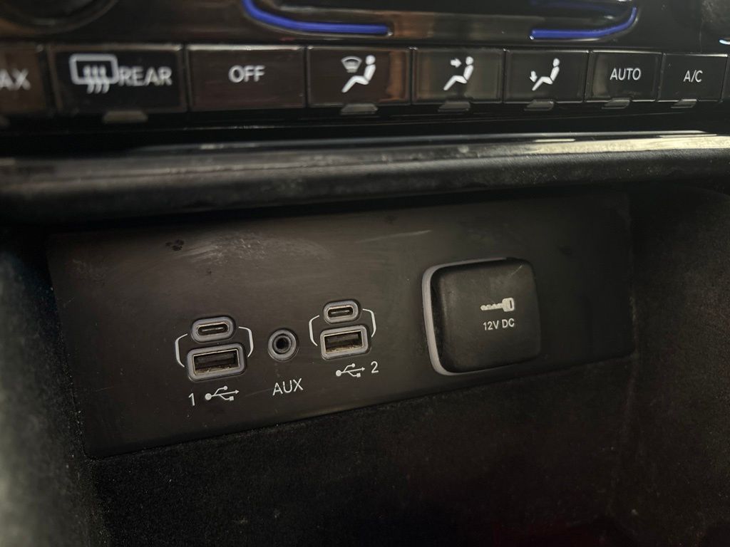 Thumbnail: 2021 Jeep Grand Cherokee L - 29