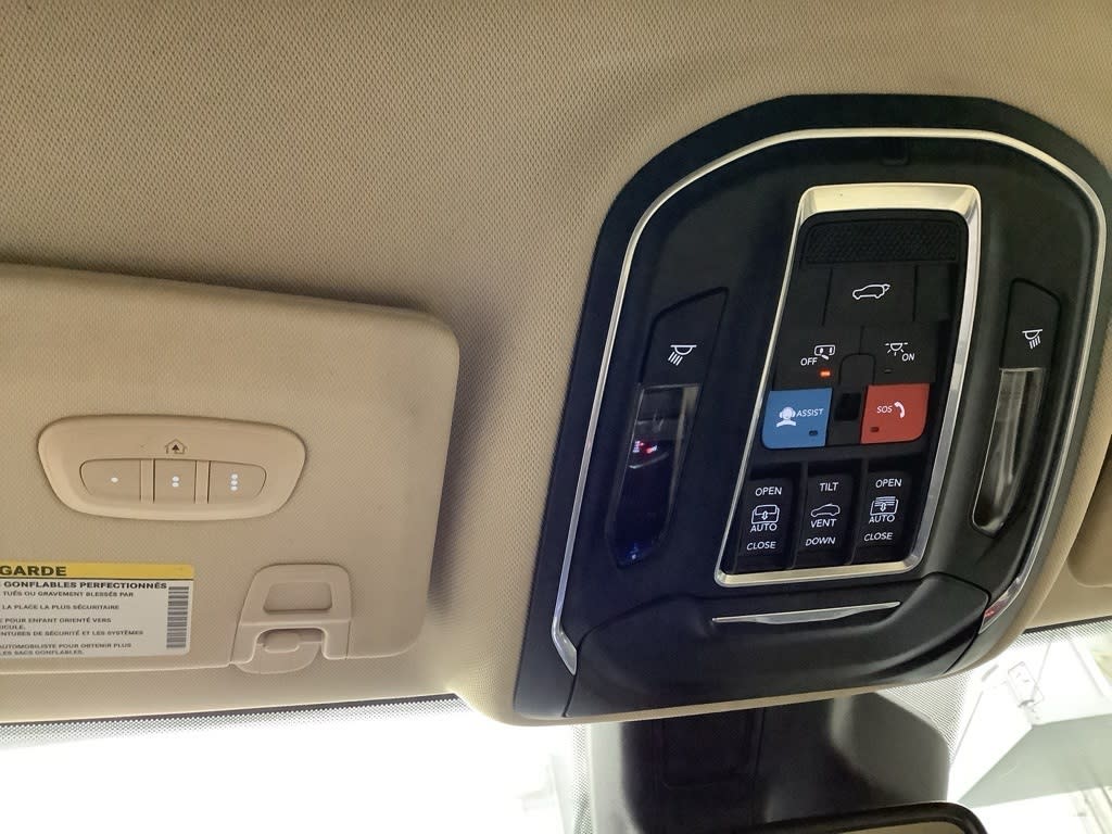 2022 Jeep Grand Cherokee L Limited Edition 31