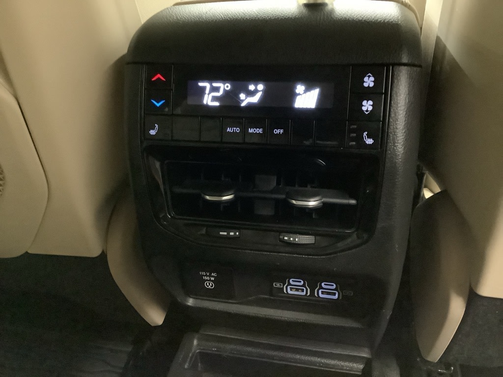 2022 Jeep Grand Cherokee L Limited Edition 42