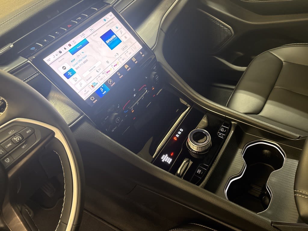 Thumbnail: 2024 Jeep Grand Cherokee - 12