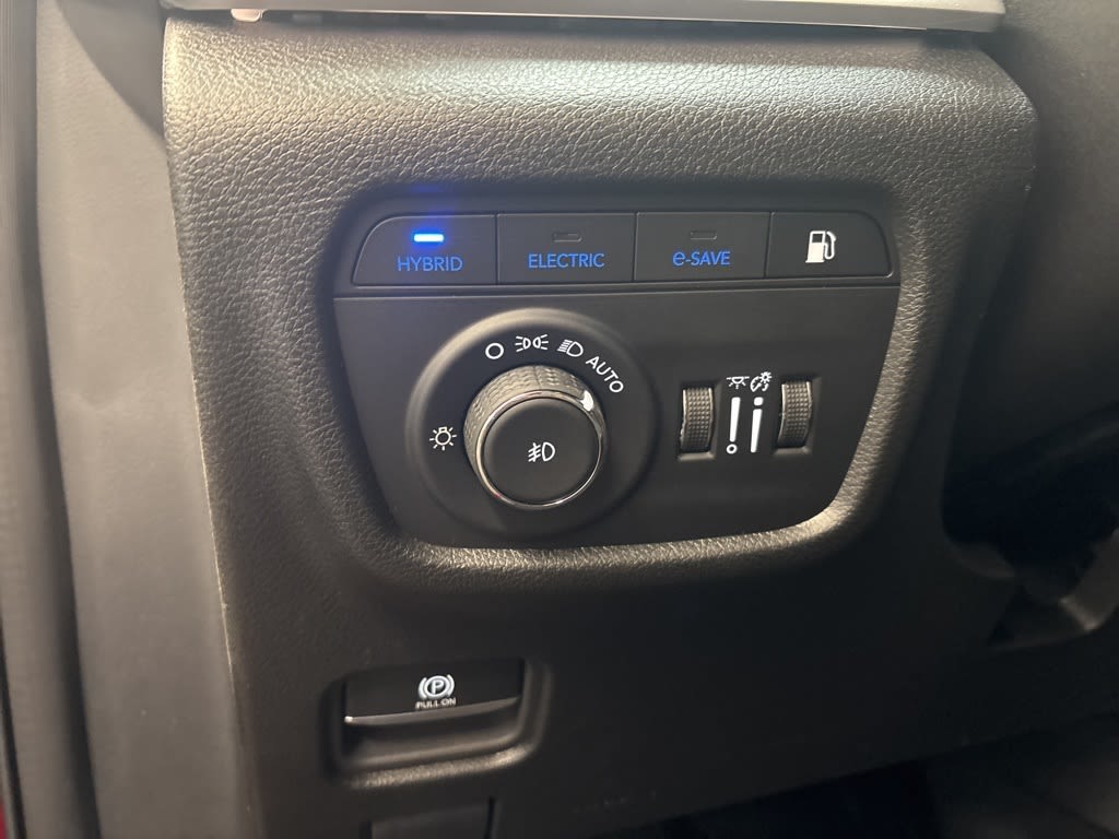 Thumbnail: 2024 Jeep Grand Cherokee - 24