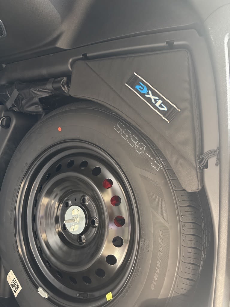 Thumbnail: 2024 Jeep Grand Cherokee - 6