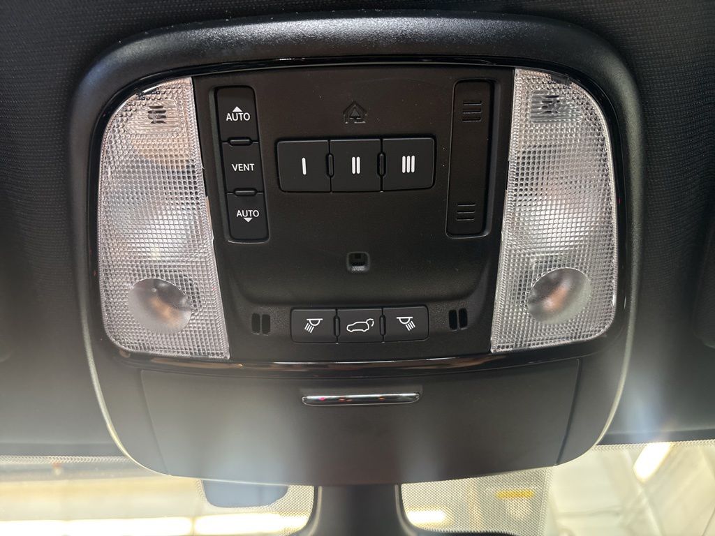 Thumbnail: 2026 Dodge Durango - 31