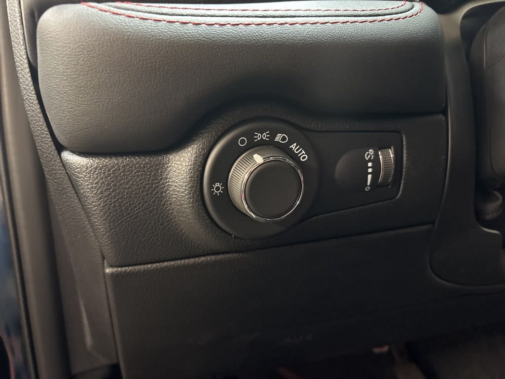 Thumbnail: 2026 Dodge Durango - 22