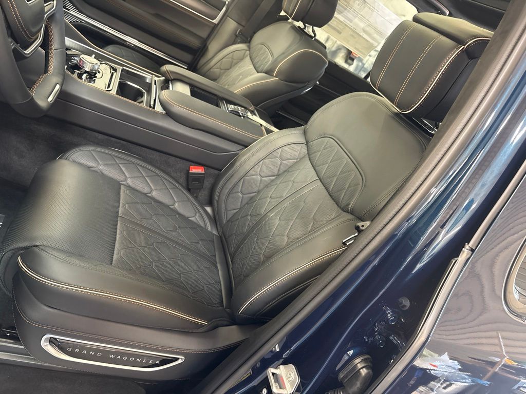 Thumbnail: 2026 Jeep Grand Wagoneer - 8
