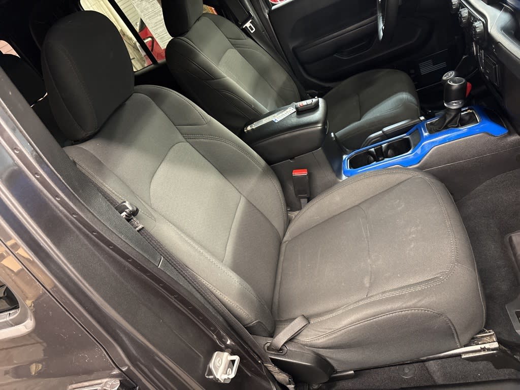 Thumbnail: 2023 Jeep Gladiator - 36