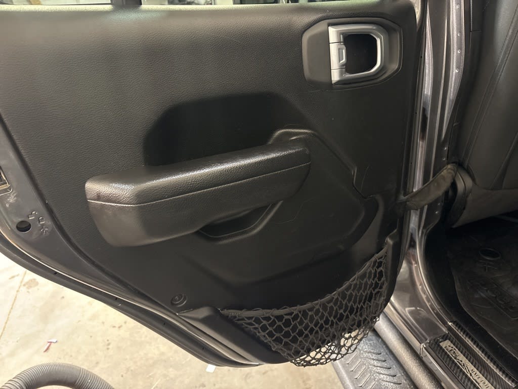 Thumbnail: 2023 Jeep Gladiator - 28