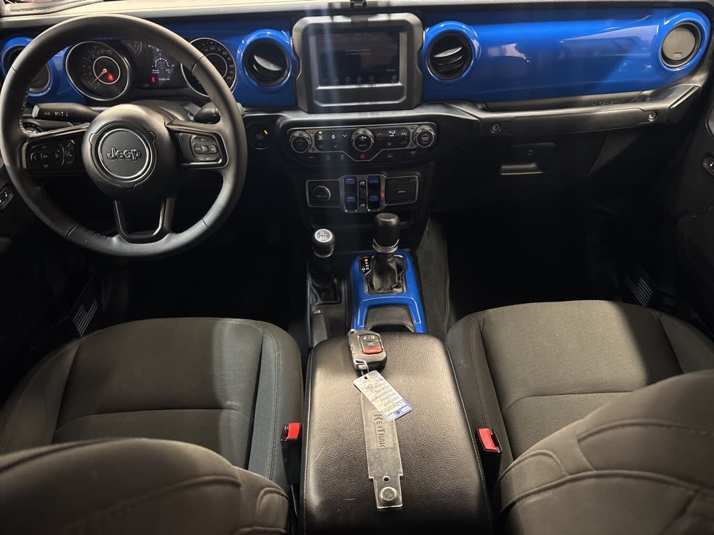 Thumbnail: 2023 Jeep Gladiator - 12