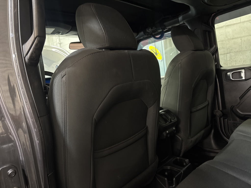 Thumbnail: 2023 Jeep Gladiator - 11