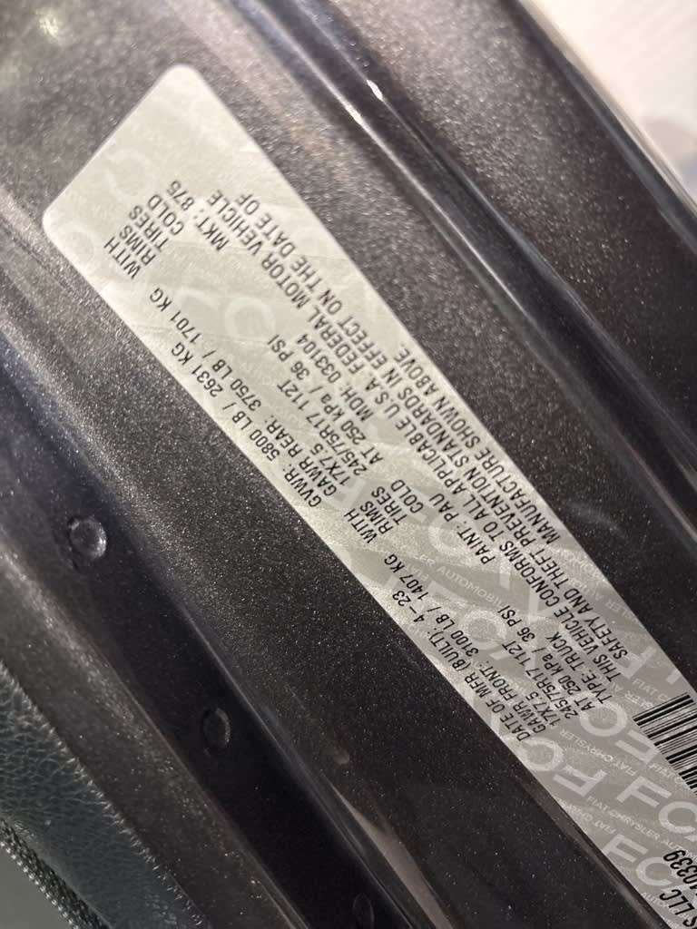 Thumbnail: 2023 Jeep Gladiator - 19