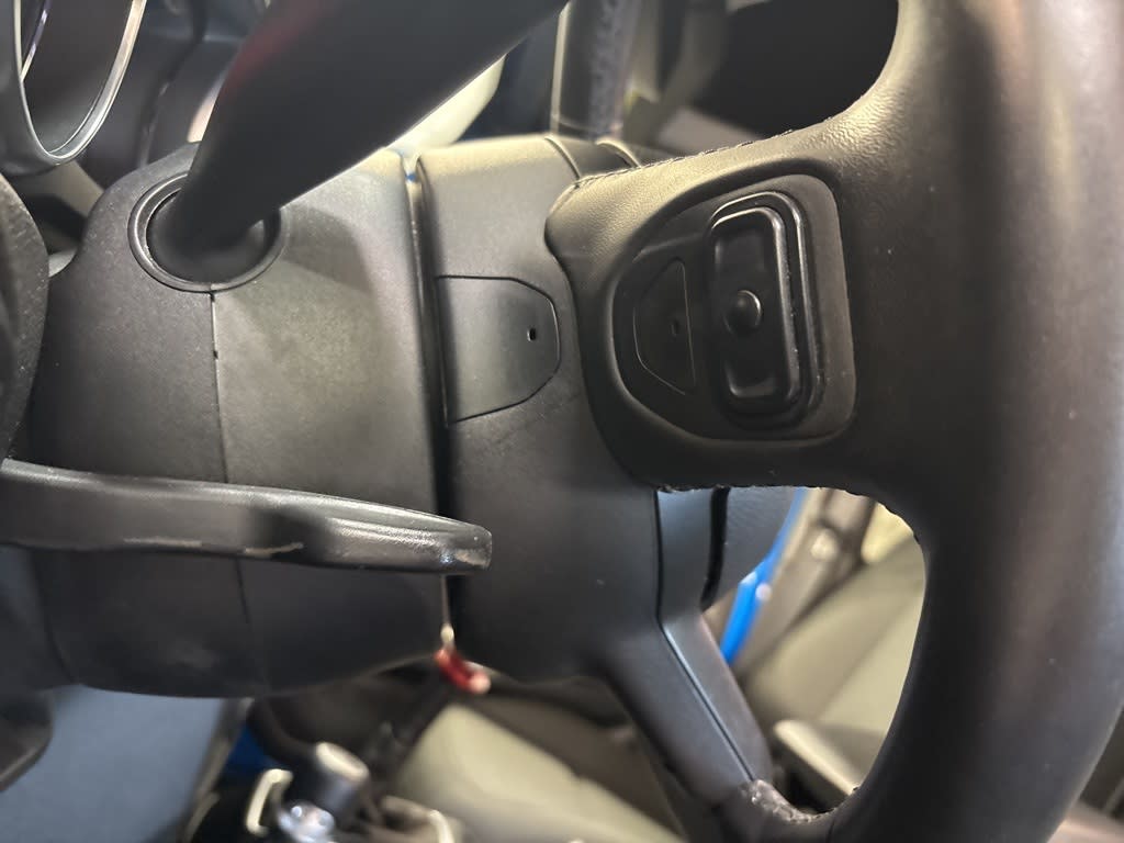 Thumbnail: 2022 Jeep Gladiator - 23