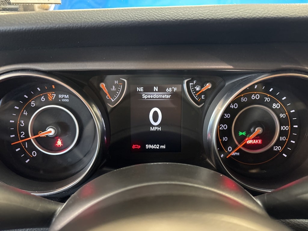 Thumbnail: 2022 Jeep Gladiator - 16