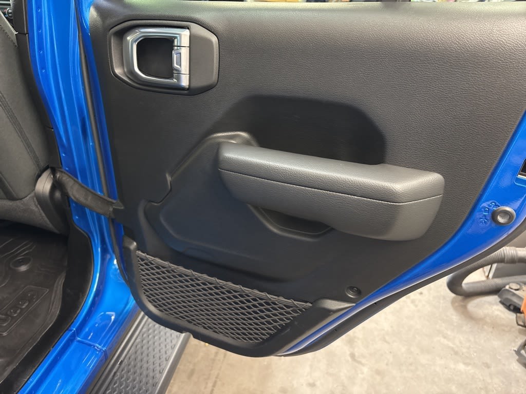 Thumbnail: 2022 Jeep Gladiator - 33