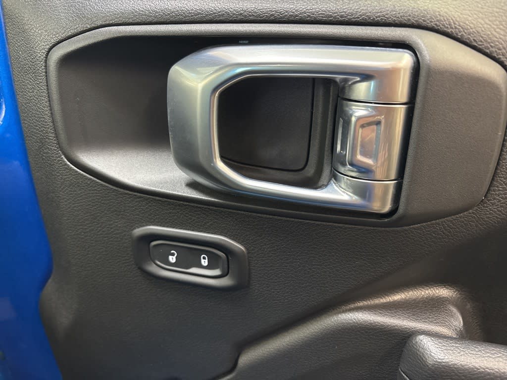 Thumbnail: 2022 Jeep Gladiator - 39