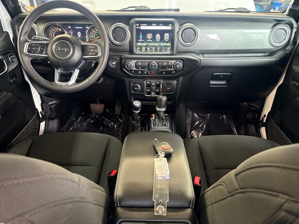 Thumbnail: 2023 Jeep Gladiator - 11