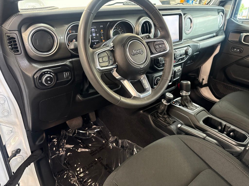 Thumbnail: 2023 Jeep Gladiator - 2