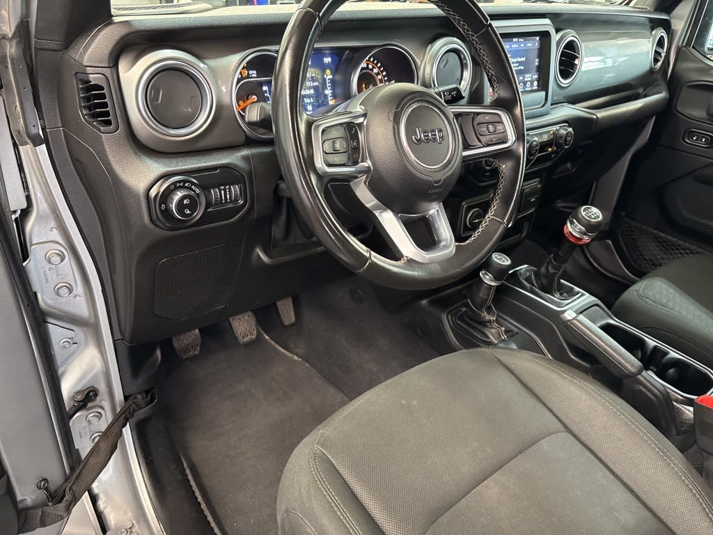 Thumbnail: 2020 Jeep Gladiator - 2