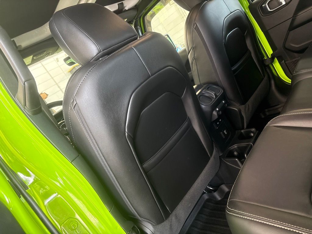 Thumbnail: 2021 Jeep Gladiator - 8