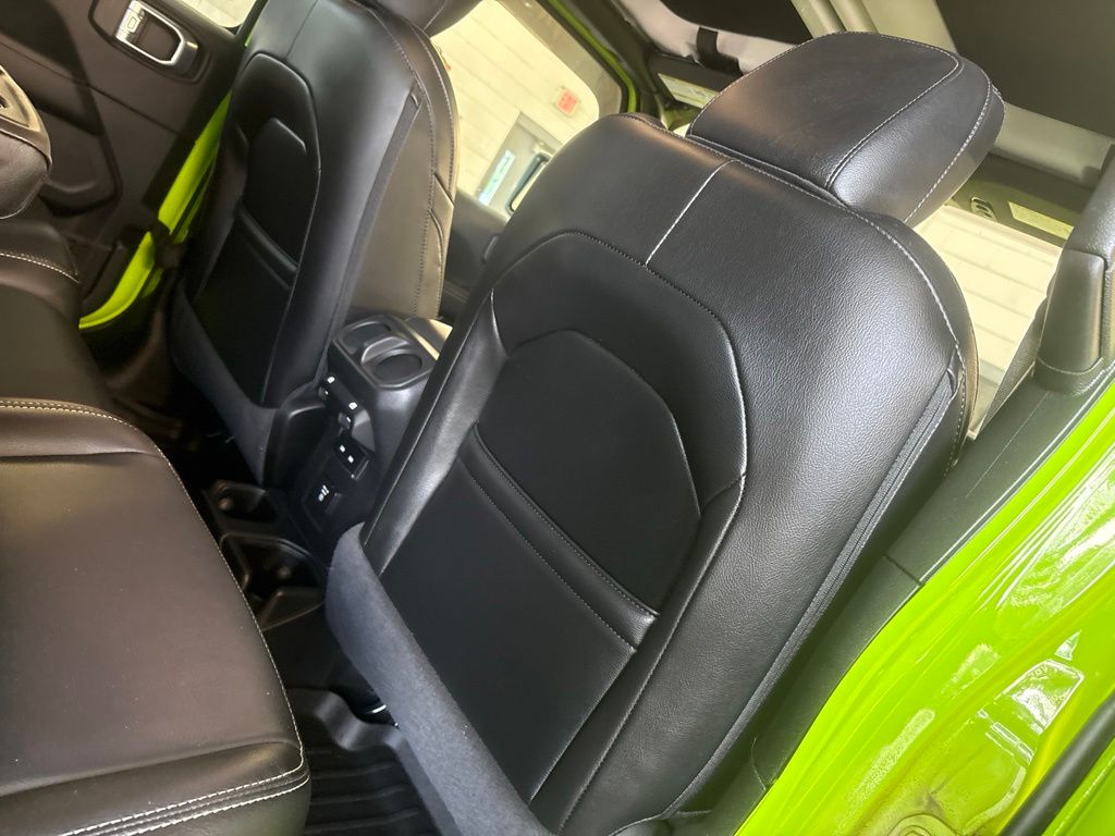 Thumbnail: 2021 Jeep Gladiator - 9