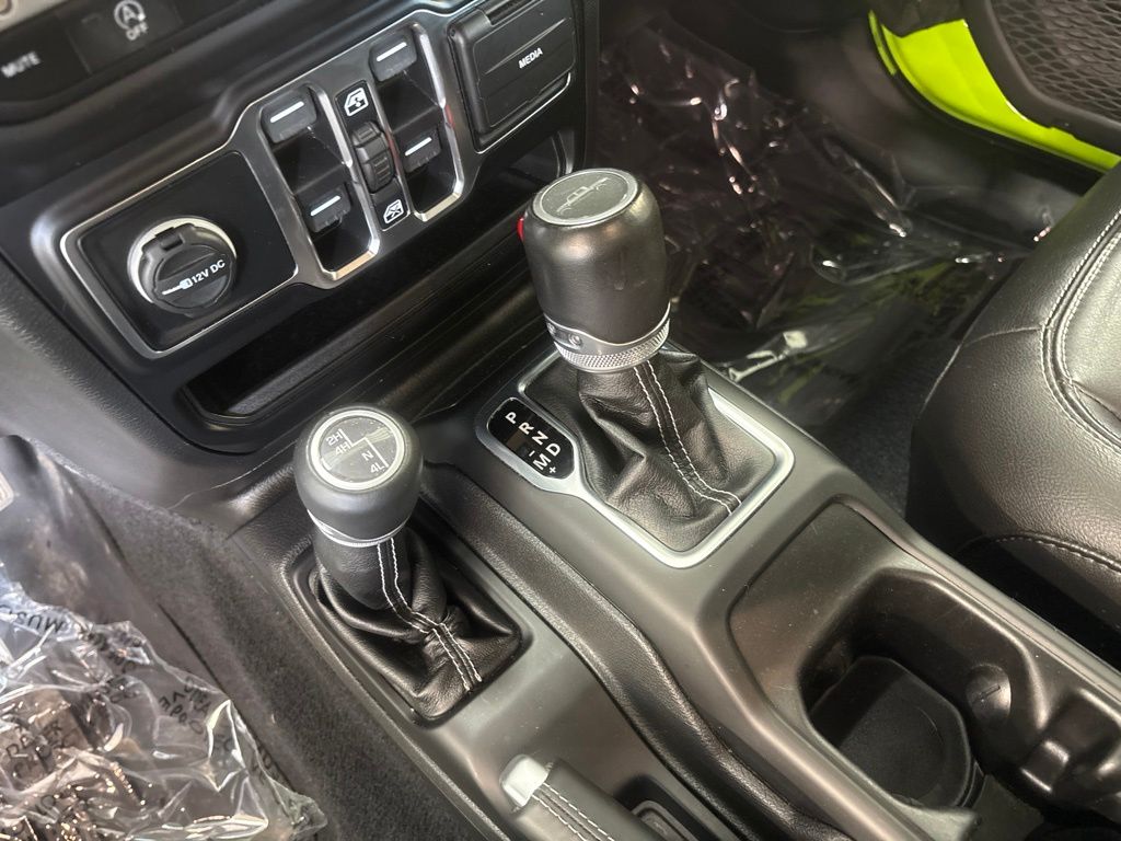 Thumbnail: 2021 Jeep Gladiator - 26