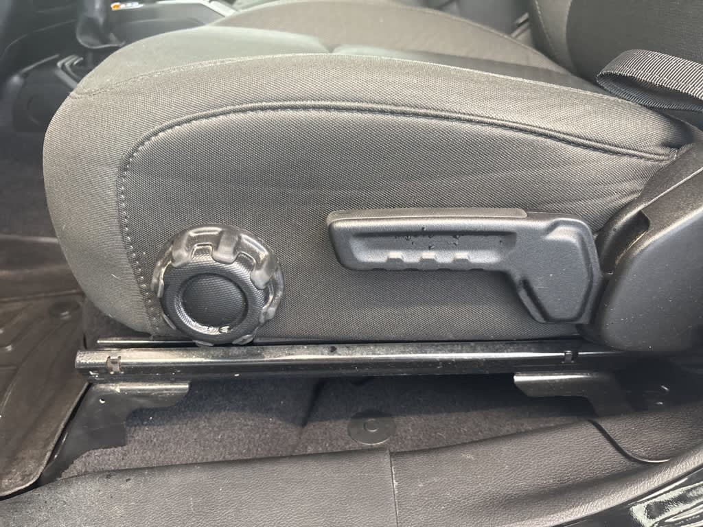 Thumbnail: 2021 Jeep Gladiator - 23