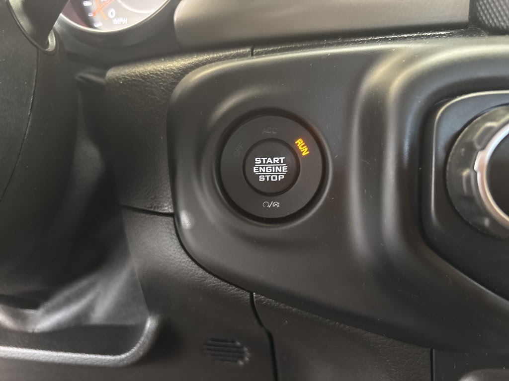 Thumbnail: 2021 Jeep Gladiator - 28