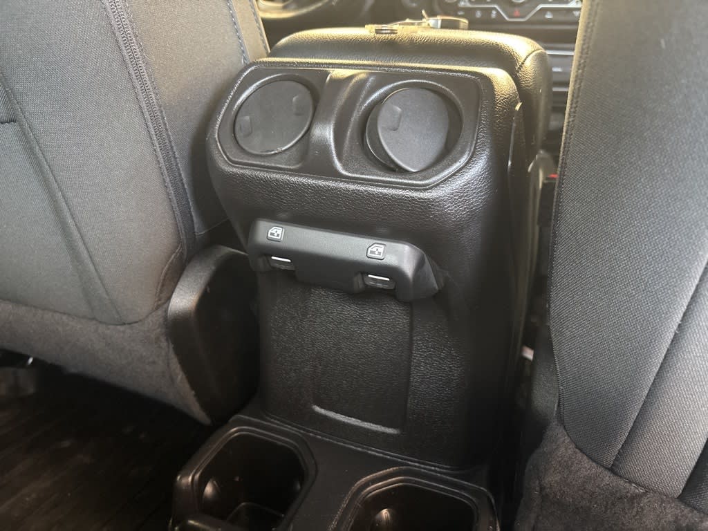 Thumbnail: 2021 Jeep Gladiator - 38