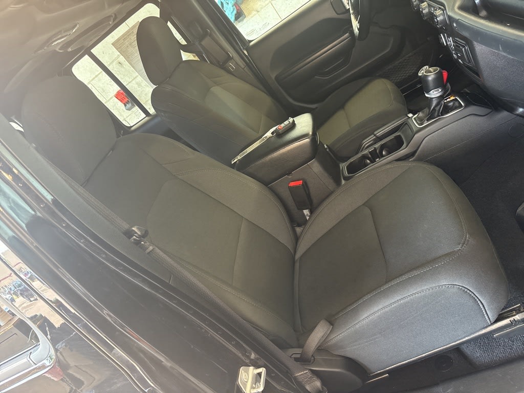 Thumbnail: 2021 Jeep Gladiator - 10