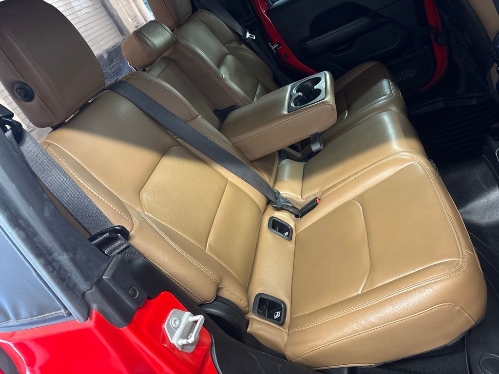 Thumbnail: 2020 Jeep Gladiator - 32
