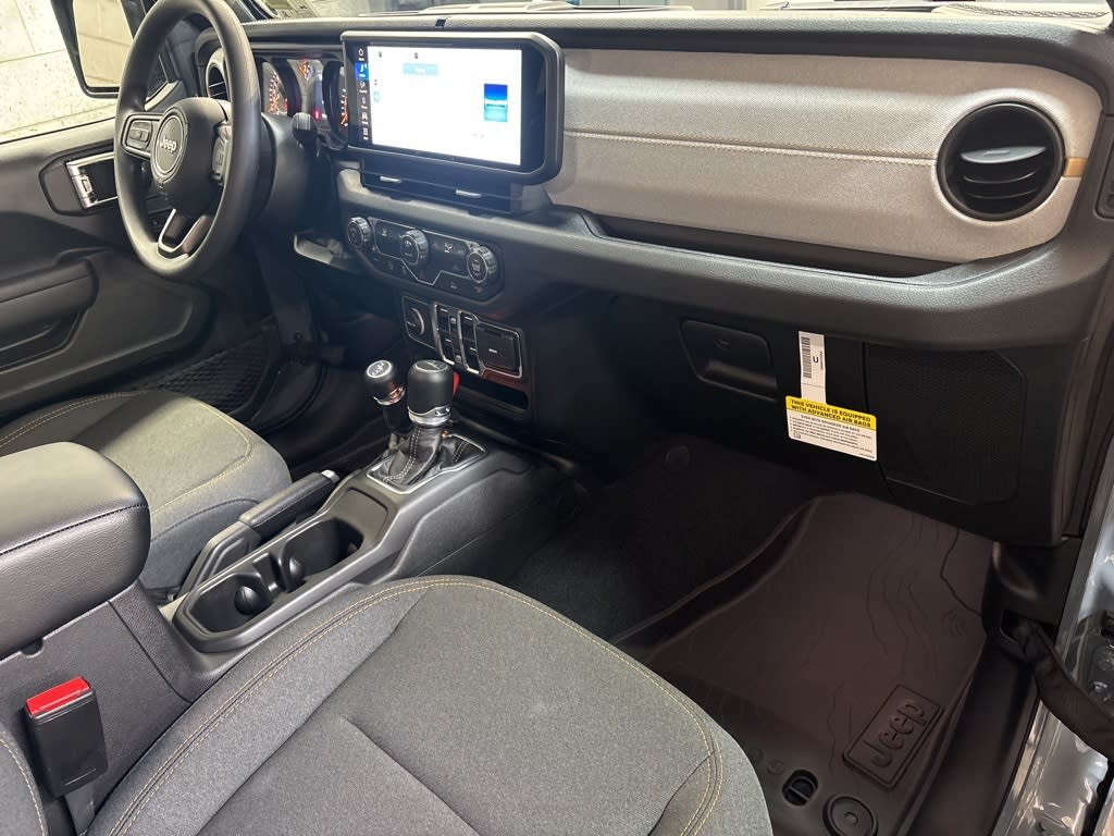 Thumbnail: 2026 Jeep Gladiator - 13