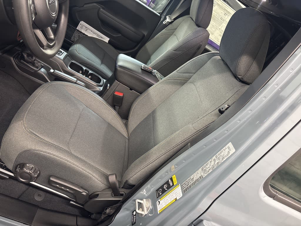 Thumbnail: 2026 Jeep Gladiator - 9