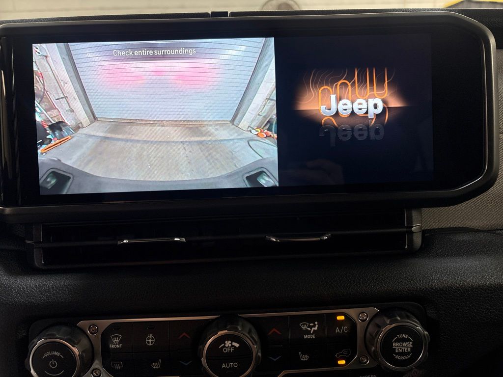 Thumbnail: 2026 Jeep Gladiator - 29