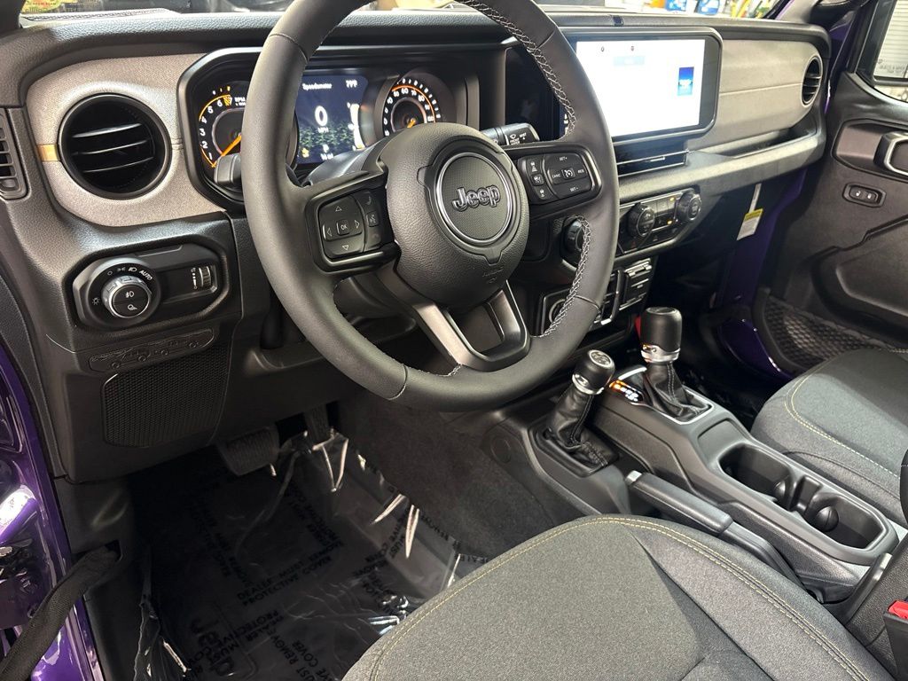 Thumbnail: 2026 Jeep Gladiator - 2