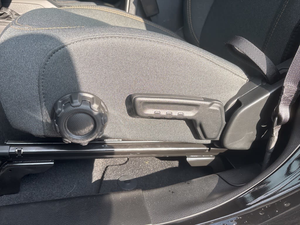 Thumbnail: 2025 Jeep Gladiator - 19