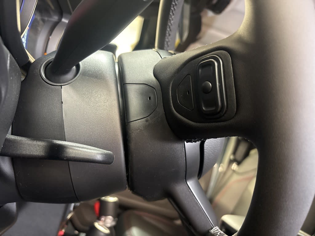 Thumbnail: 2026 Jeep Gladiator - 23