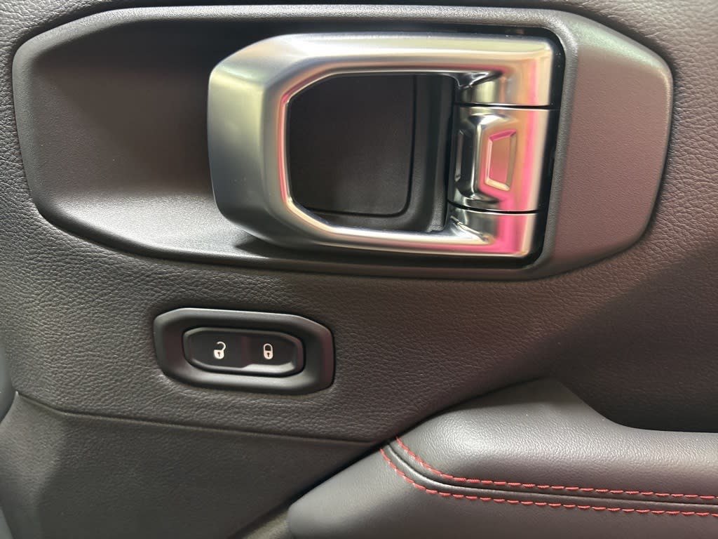 Thumbnail: 2026 Jeep Gladiator - 41