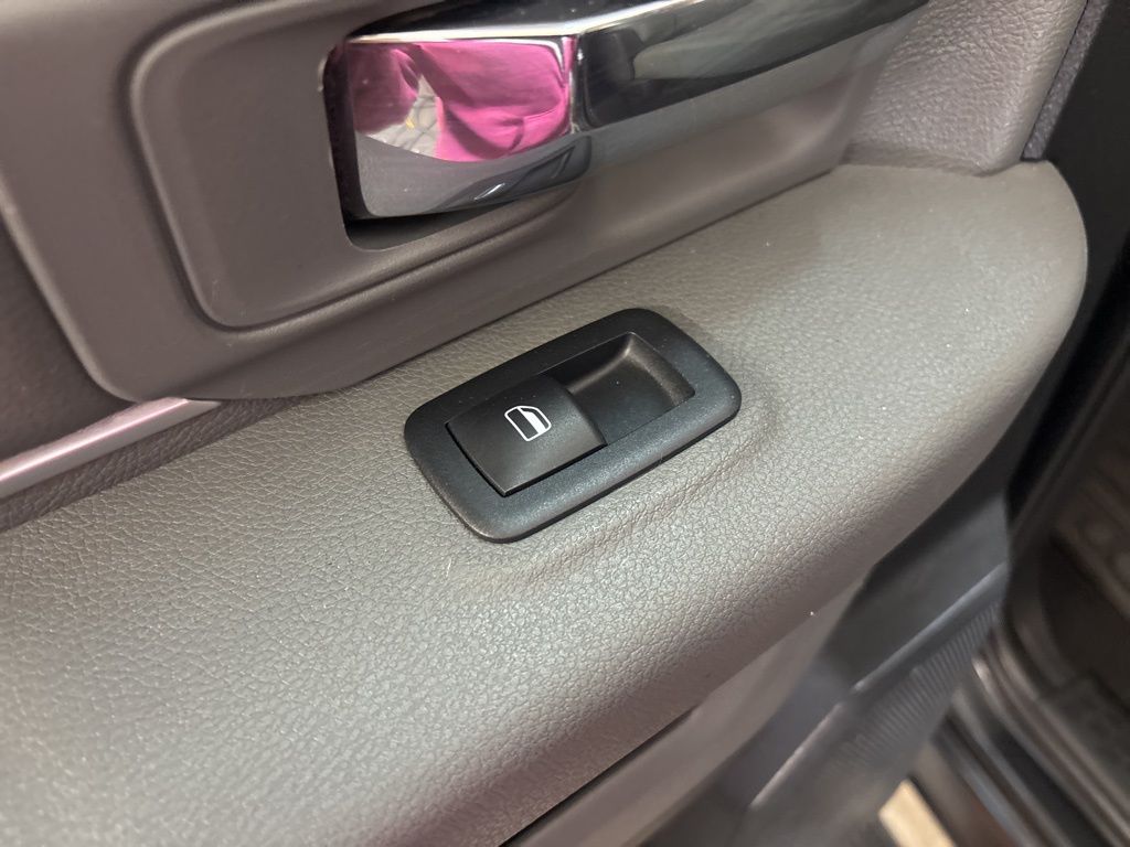Thumbnail: 2018 RAM 1500 - 31