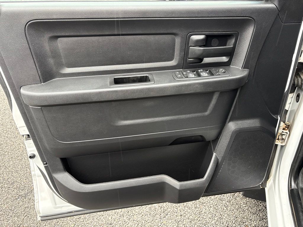 Thumbnail: 2016 RAM 1500 - 21