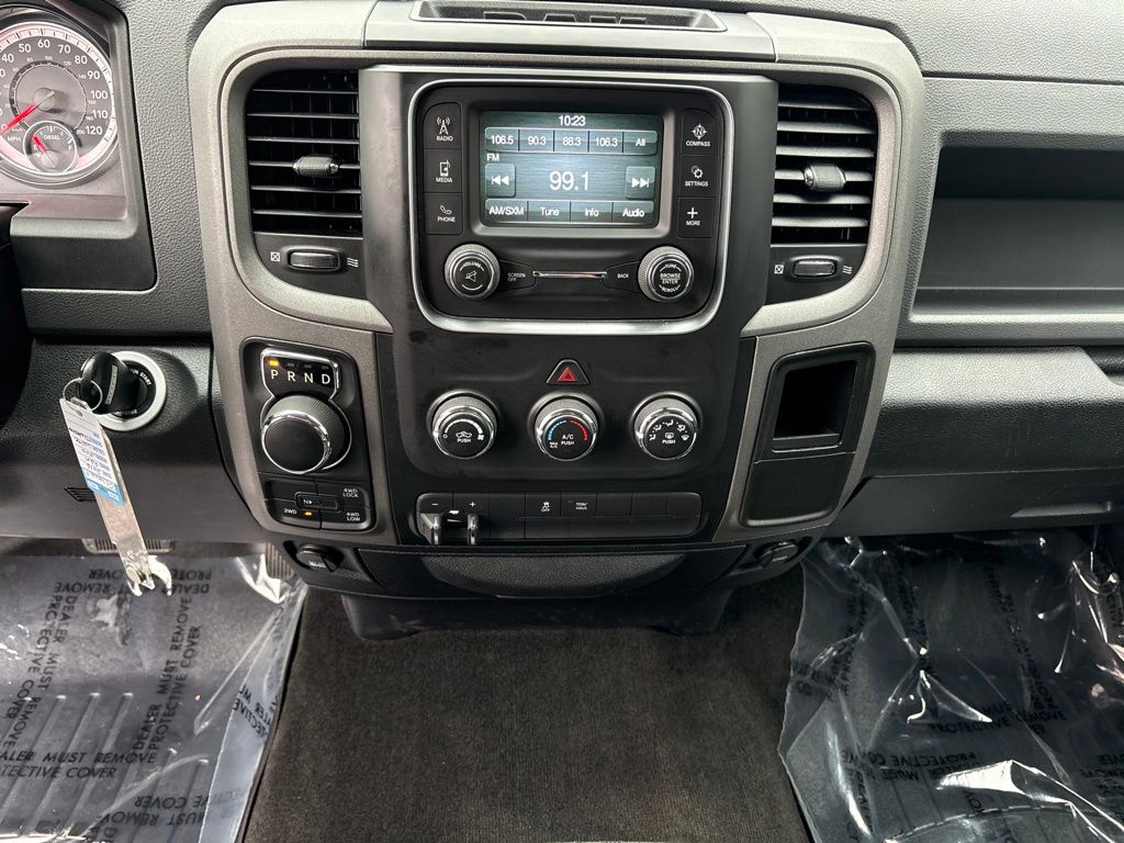 Thumbnail: 2016 RAM 1500 - 14
