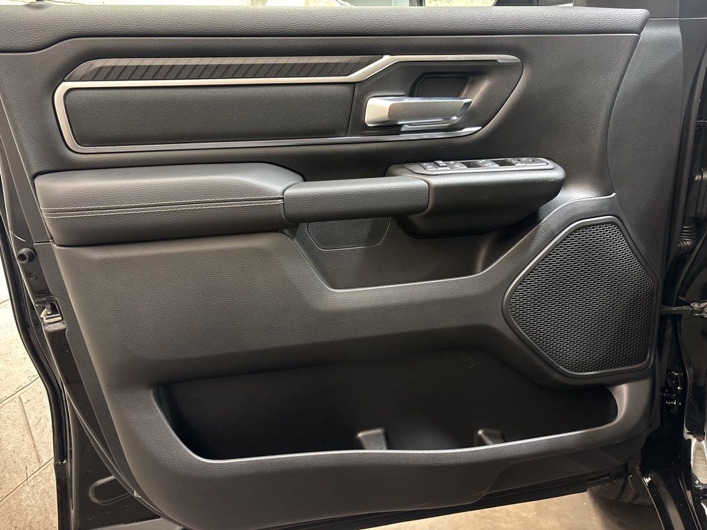 Thumbnail: 2026 RAM 1500 - 21