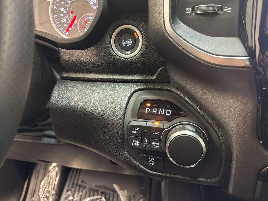 Thumbnail: 2026 RAM 1500 - 28