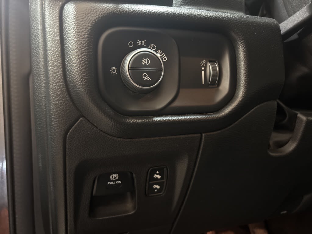 Thumbnail: 2022 RAM 1500 - 21