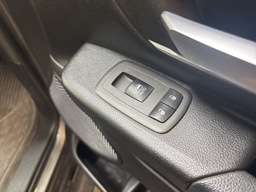 Thumbnail: 2022 RAM 1500 - 40