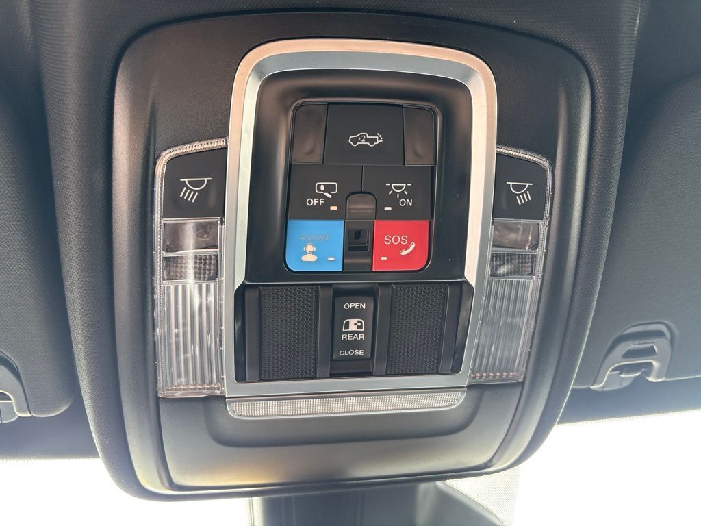 Thumbnail: 2026 RAM 1500 - 32