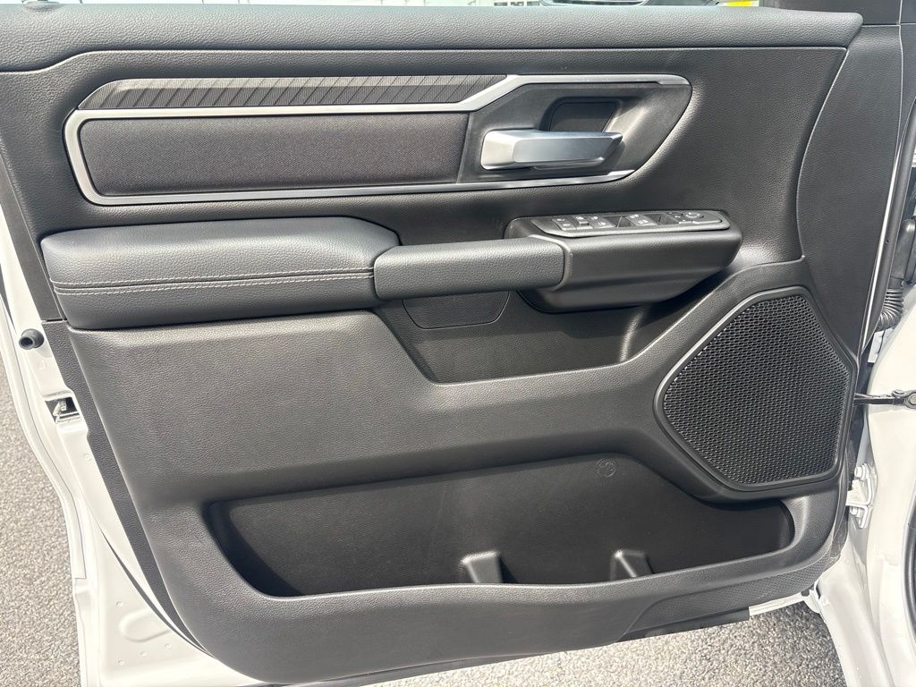 Thumbnail: 2026 RAM 1500 - 21
