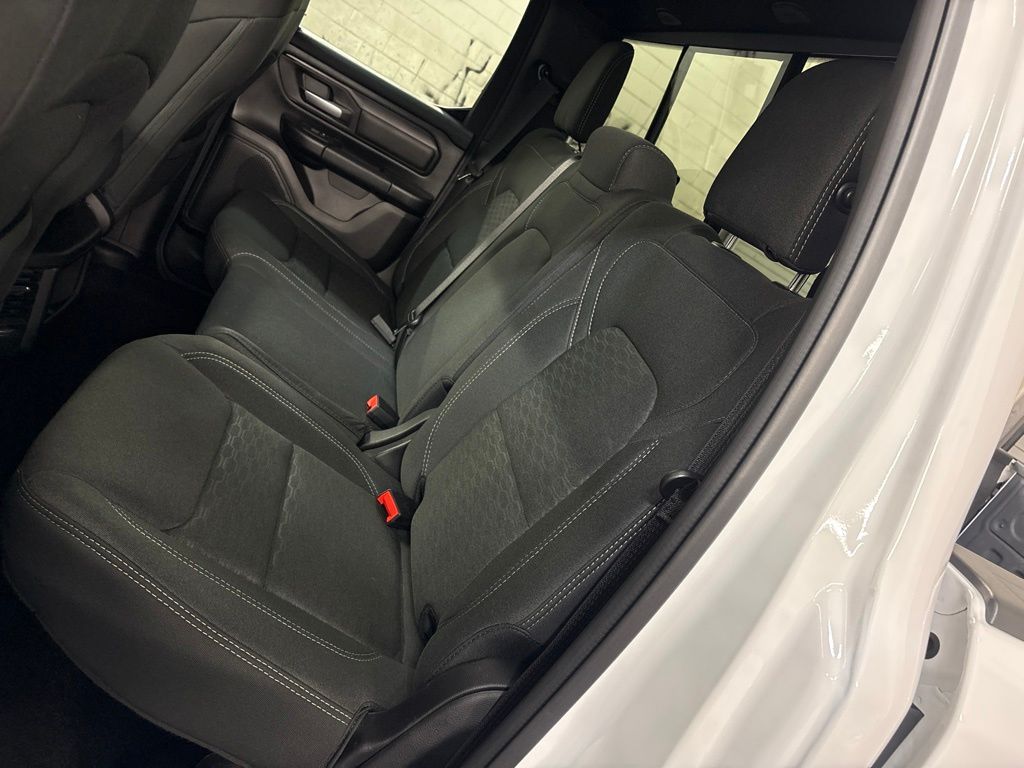 Thumbnail: 2025 RAM 1500 - 34